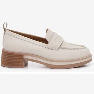 Crown Vintage Nirea Cream Leather Block Heel Loafer Size 6.5 New